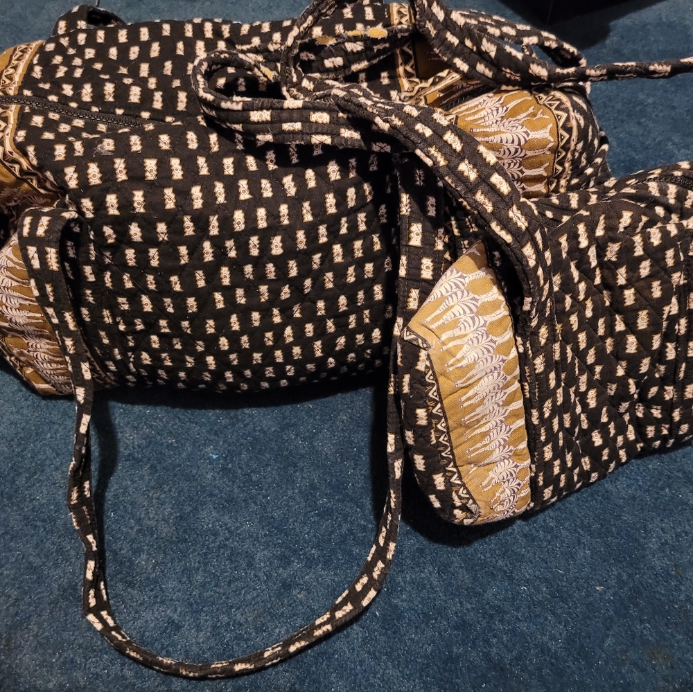 Vera Bradley set! In Excellent condition.